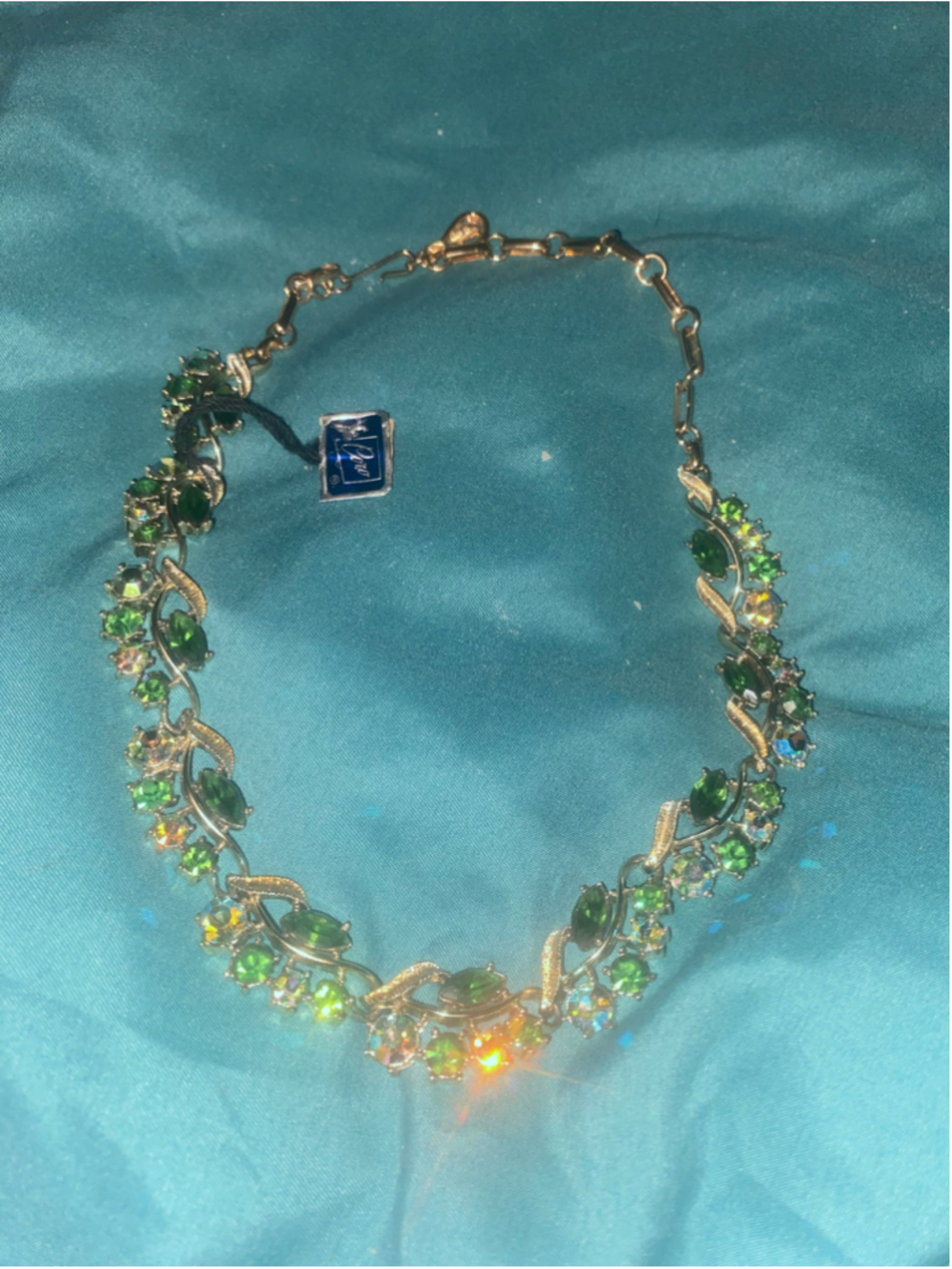 Women's Coro Vintage Necklace Green leaf design
